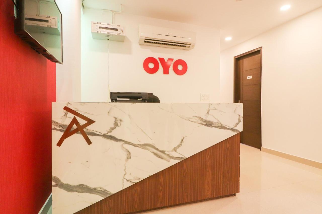 Oyo 63841 White Orchid Hotell Indraprastha Eksteriør bilde